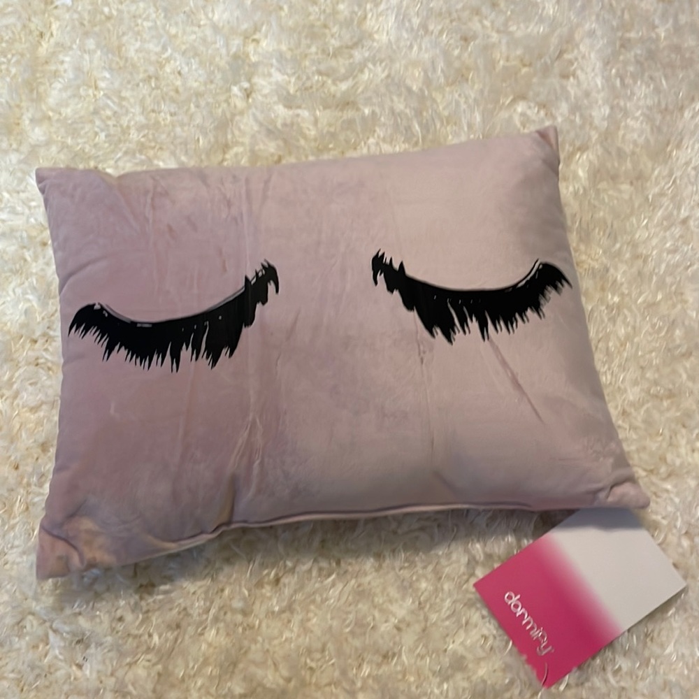 Decorative pillow